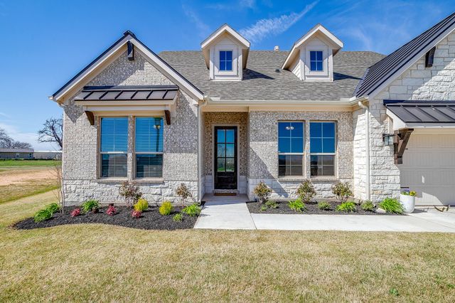 445 Guadalupe Lane, Springtown, TX 76082