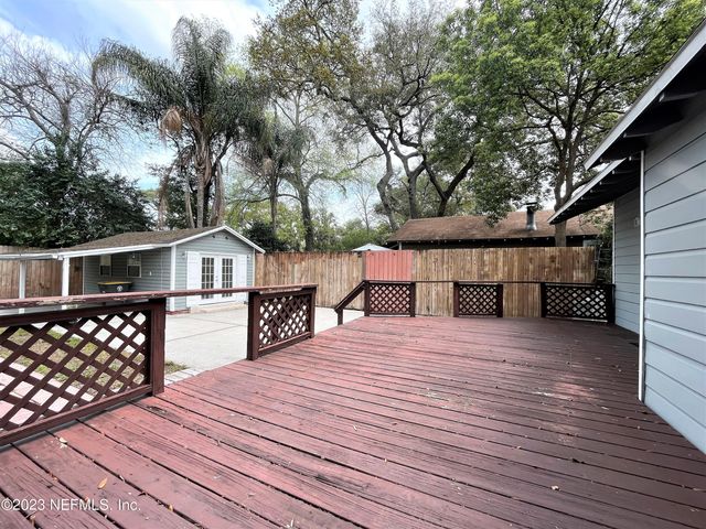 4233 COLONIAL Avenue, Jacksonville, FL 32210
