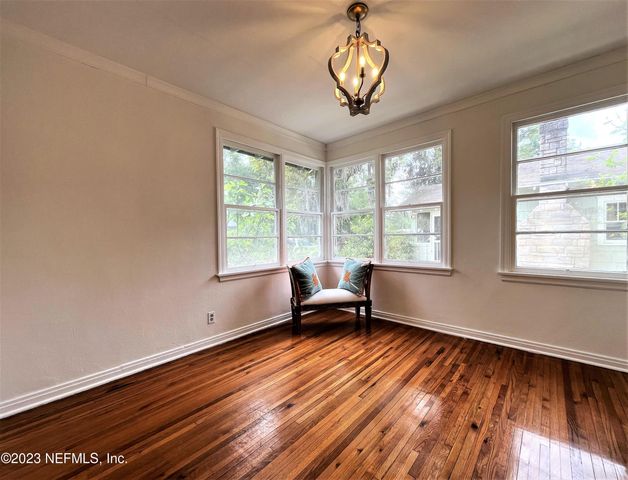 4233 COLONIAL Avenue, Jacksonville, FL 32210