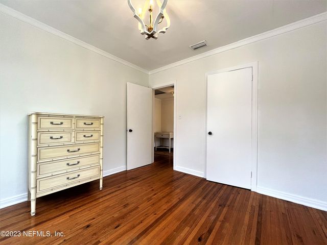 4233 COLONIAL Avenue, Jacksonville, FL 32210