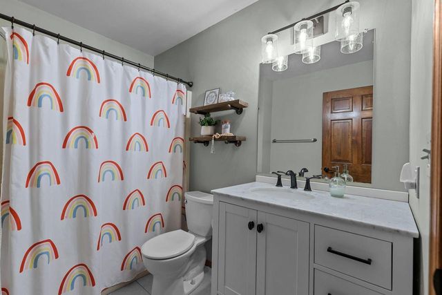 3040 PARK LAWN COURT, Appleton, WI 54911