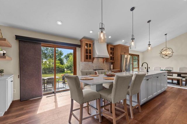 3040 PARK LAWN COURT, Appleton, WI 54911