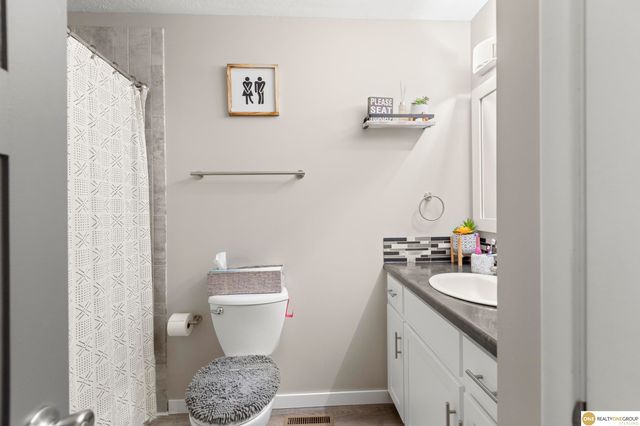 2815 Jane Lane, Lincoln, NE 68516