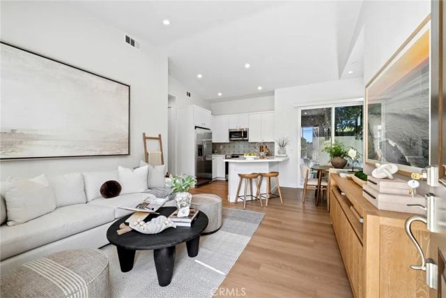 376 Hamilton St B103, Costa Mesa, CA 92627