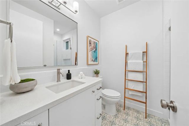 376 Hamilton St B103, Costa Mesa, CA 92627