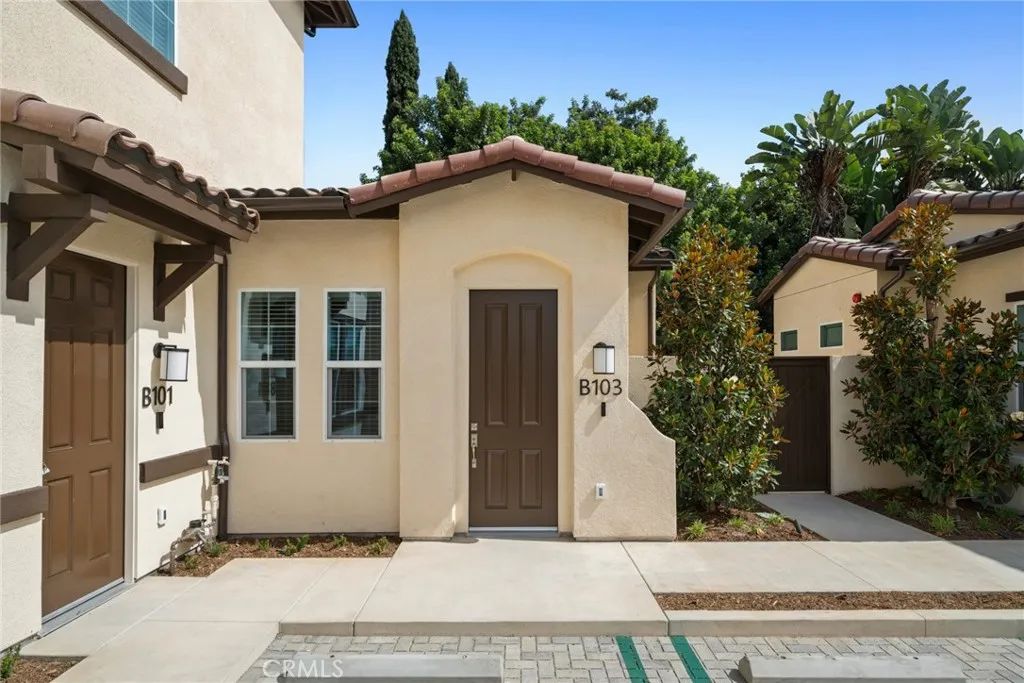 376 Hamilton St B103, Costa Mesa, CA 92627