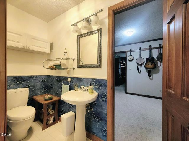 6416 Lakeway Drive, Raleigh, NC 27612