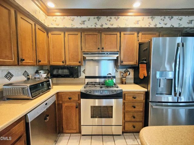 6416 Lakeway Drive, Raleigh, NC 27612