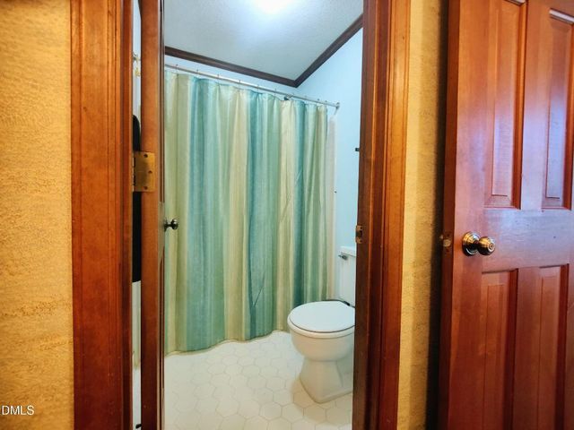 6416 Lakeway Drive, Raleigh, NC 27612