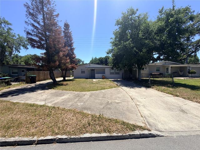 2216 MAYFLOWER AVENUE, Apopka, FL 32703