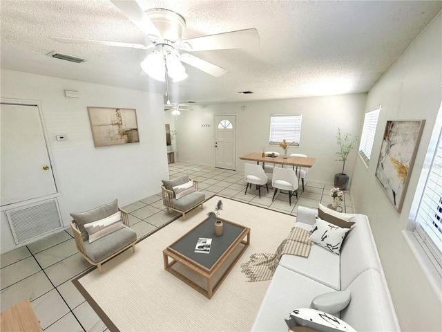2216 MAYFLOWER AVENUE, Apopka, FL 32703