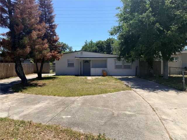 2216 MAYFLOWER AVENUE, Apopka, FL 32703