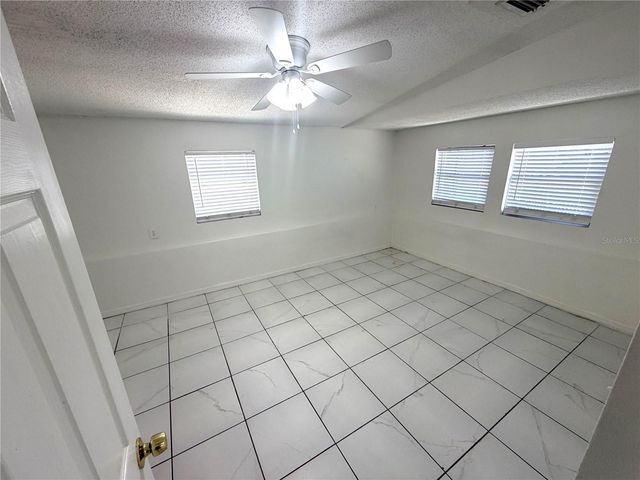 2216 MAYFLOWER AVENUE, Apopka, FL 32703