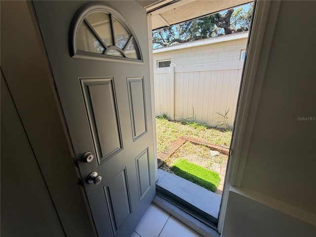 2216 MAYFLOWER AVENUE, Apopka, FL 32703