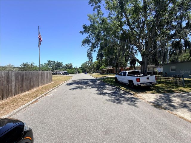 2216 MAYFLOWER AVENUE, Apopka, FL 32703