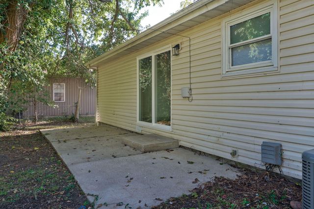 1934 N Yates Avenue, Springfield, MO 65803