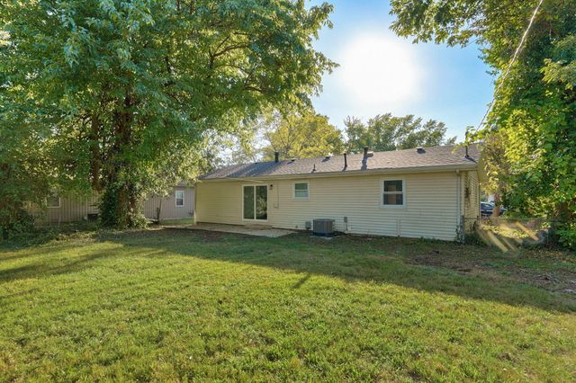 1934 N Yates Avenue, Springfield, MO 65803