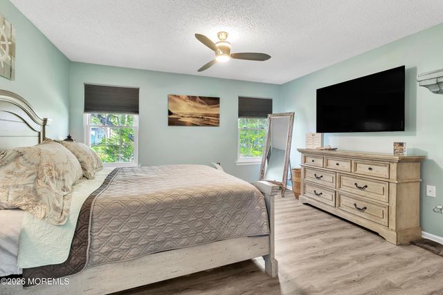 12 Dogwood Drive, Barnegat, NJ 08005