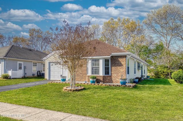 12 Dogwood Drive, Barnegat, NJ 08005