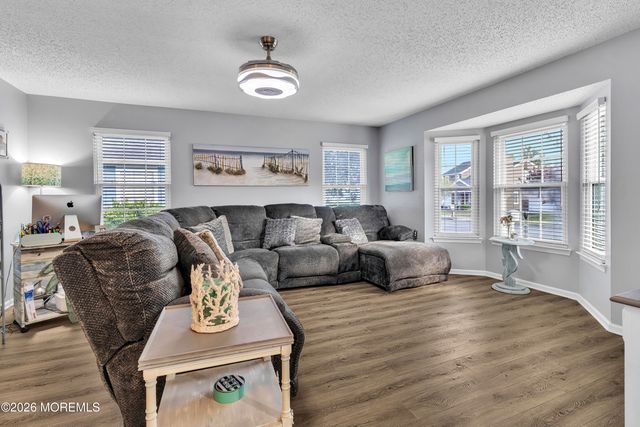 12 Dogwood Drive, Barnegat, NJ 08005