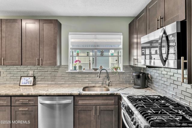 12 Dogwood Drive, Barnegat, NJ 08005