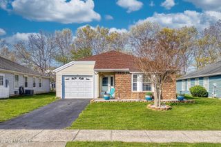 12 Dogwood Drive, Barnegat, NJ 08005