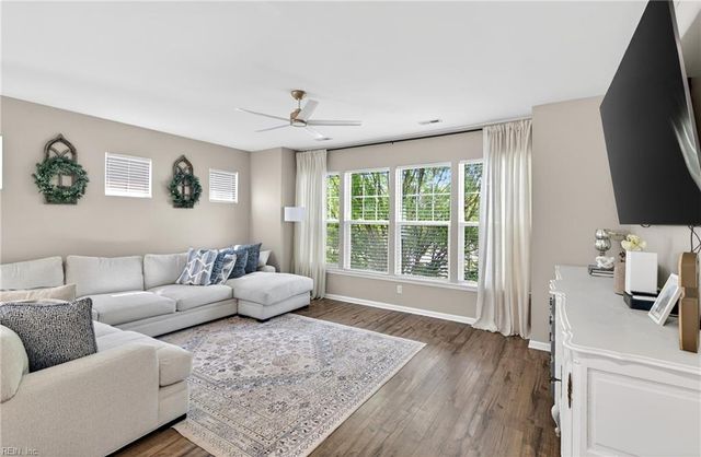 501 Violet CT, Newport News, VA 23602