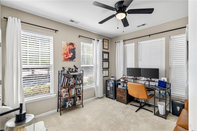 501 Violet CT, Newport News, VA 23602