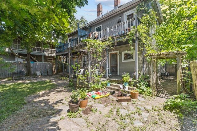 211-213 Saint Paul Street, Burlington, VT 05401