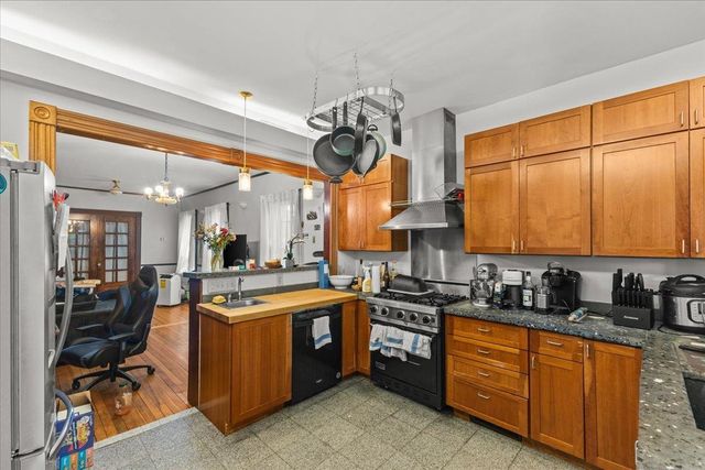 211-213 Saint Paul Street, Burlington, VT 05401