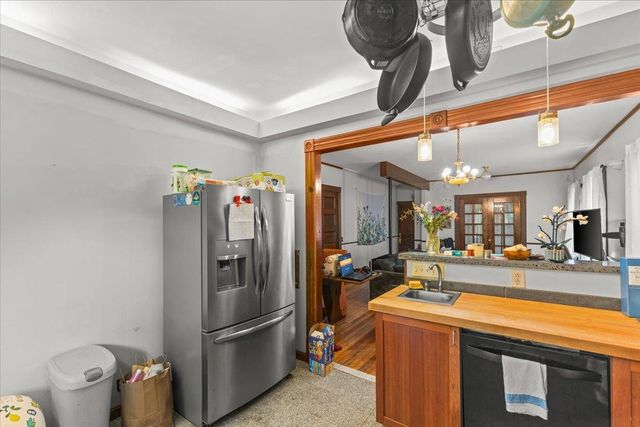 211-213 Saint Paul Street, Burlington, VT 05401