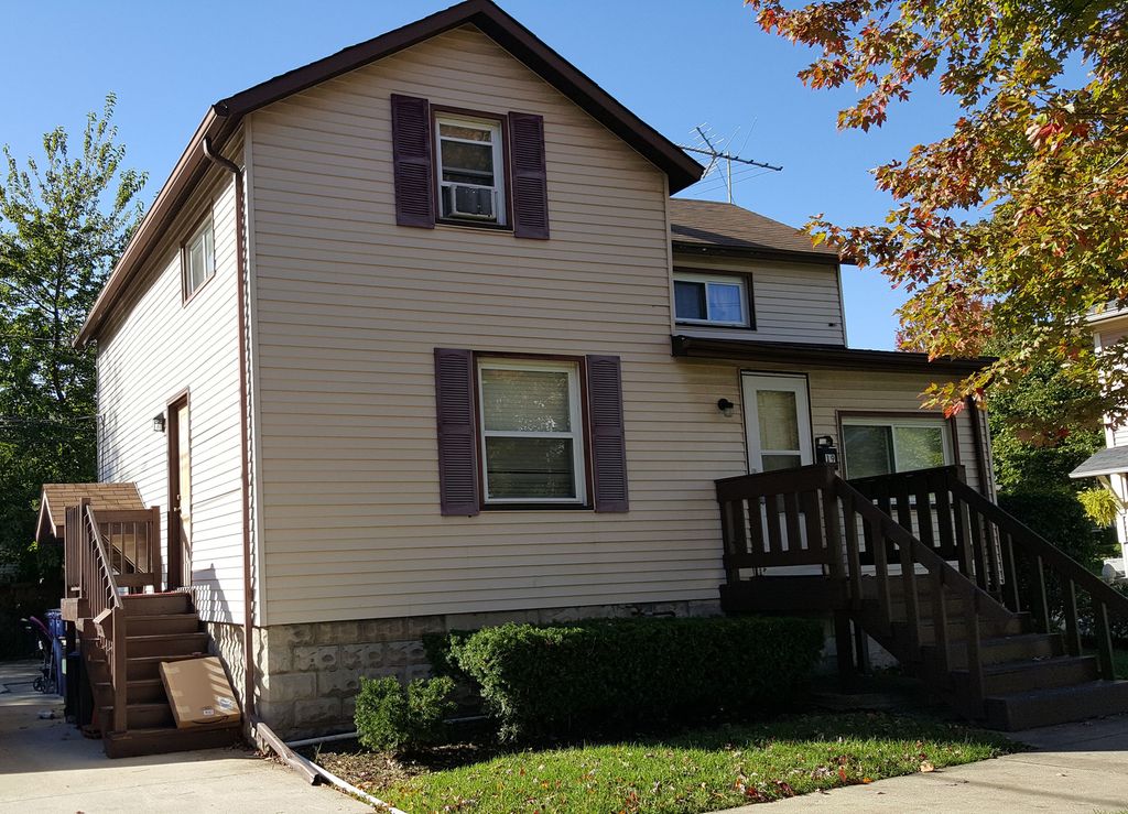 19 N Webster Street 2, Naperville, IL 60540