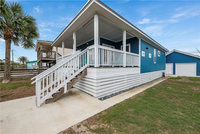 512 S Station St, Port Aransas, TX 78373