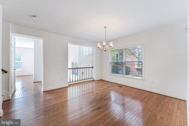 1443 HAMPTON HILL CIR, Mclean, VA 22101