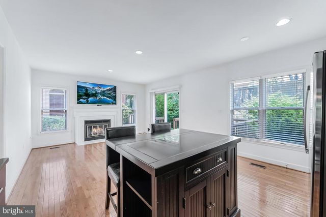 1443 HAMPTON HILL CIR, Mclean, VA 22101