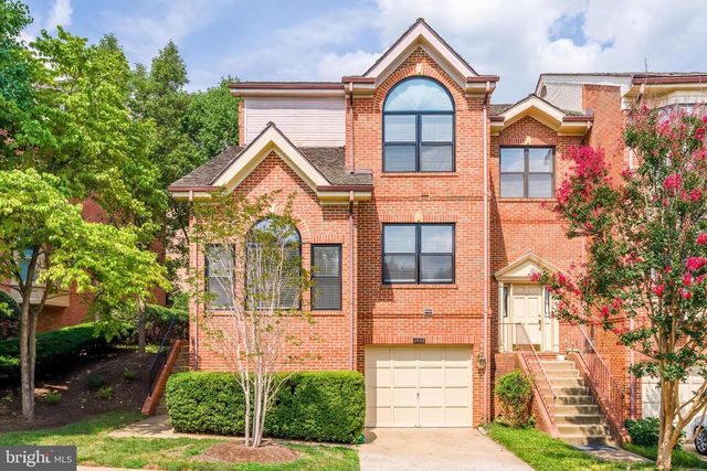 1443 HAMPTON HILL CIR, Mclean, VA 22101