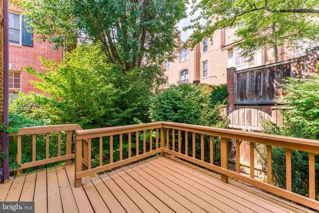 1443 HAMPTON HILL CIR, Mclean, VA 22101