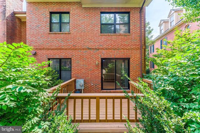 1443 HAMPTON HILL CIR, Mclean, VA 22101