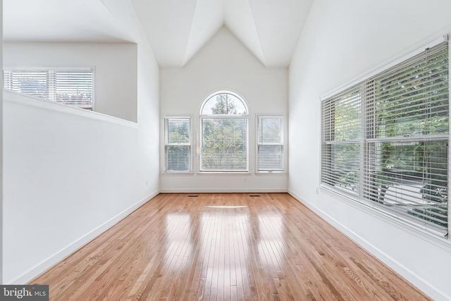 1443 HAMPTON HILL CIR, Mclean, VA 22101