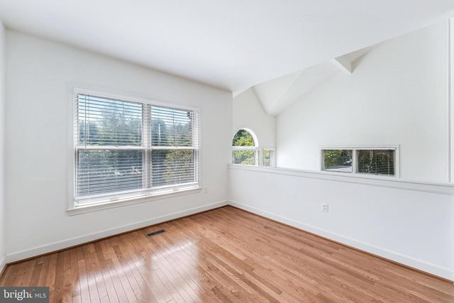 1443 HAMPTON HILL CIR, Mclean, VA 22101