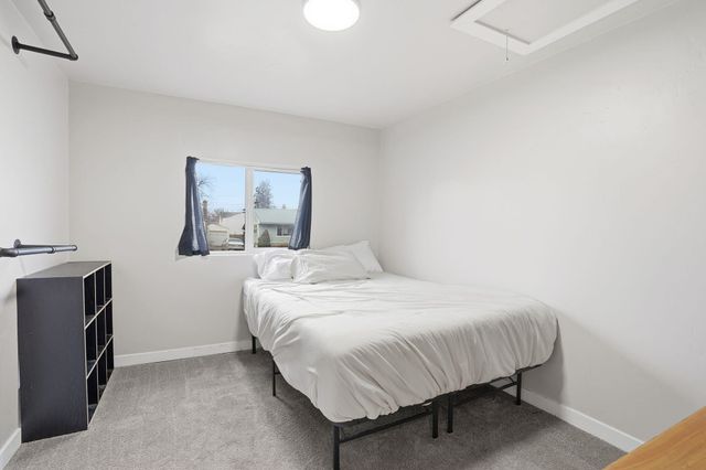 4914 N Ash St, Spokane, WA 99205