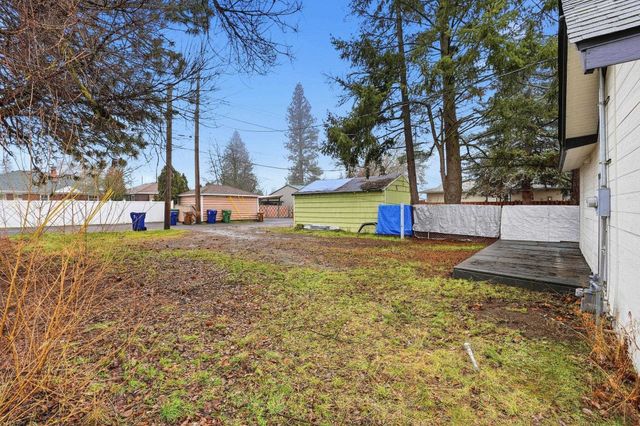 4914 N Ash St, Spokane, WA 99205