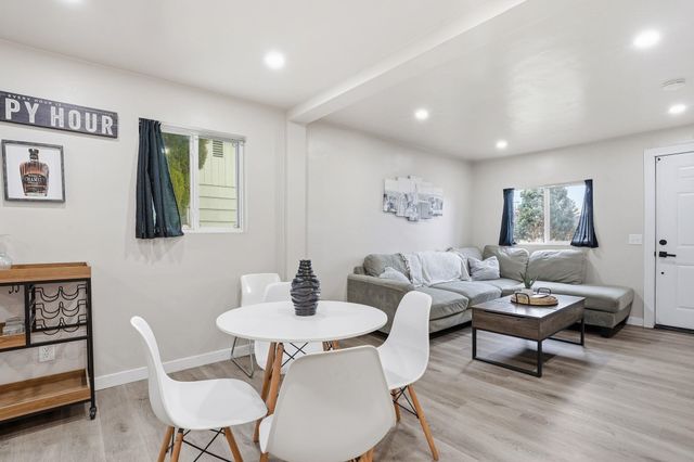 4914 N Ash St, Spokane, WA 99205