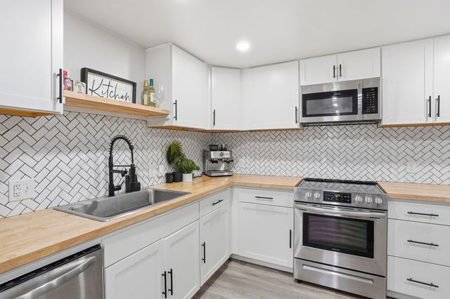 4914 N Ash St, Spokane, WA 99205