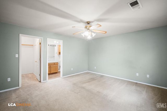 9820 Battersea Park Drive, Bakersfield, CA 93312