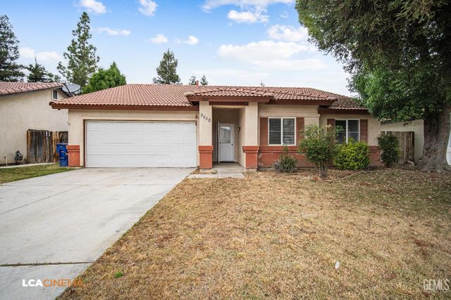 9820 Battersea Park Drive, Bakersfield, CA 93312