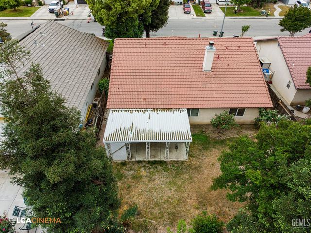 9820 Battersea Park Drive, Bakersfield, CA 93312