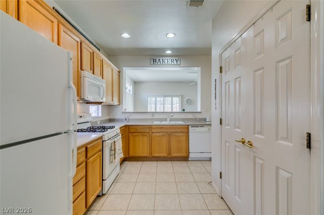 1868 High Mesa Drive, Henderson, NV 89012