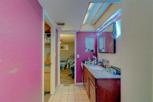 7833 BRISTOL COURT, St Petersburg, FL 33709