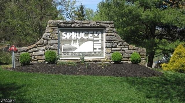 1413 Spruce Hills Dr, Glen Gardner Boro, NJ 08826